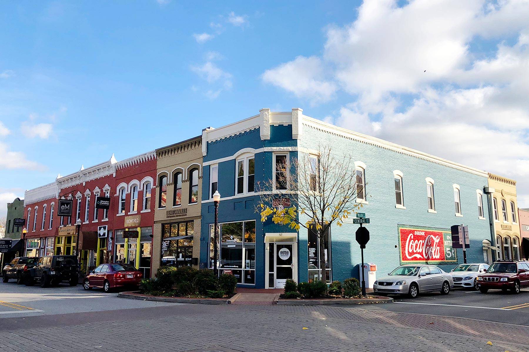 Lowell, AR